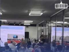 Участники форума продолжили работу в тематических секциях, посвящённых развитию креативной экономики, территориальному брендингу, предпринимательству и социальным инициативам